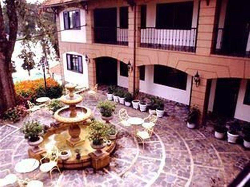 Thanh Thuy Hotel Dalat エクステリア 写真
